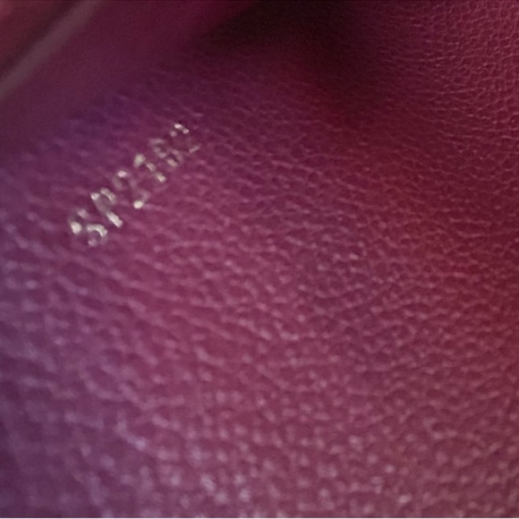 LOUIS VUITTON Monogram Empreinte Leather Zippy Organizer Wallet 7.6”L x 1”W x4”H - Picture 9 of 11